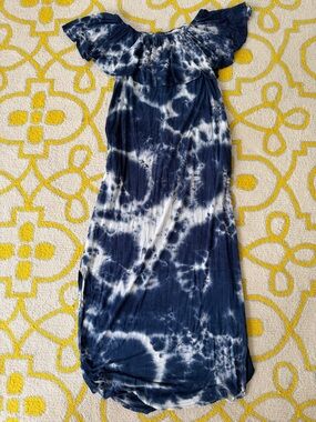 Venus Maxi Dress. Sz M
